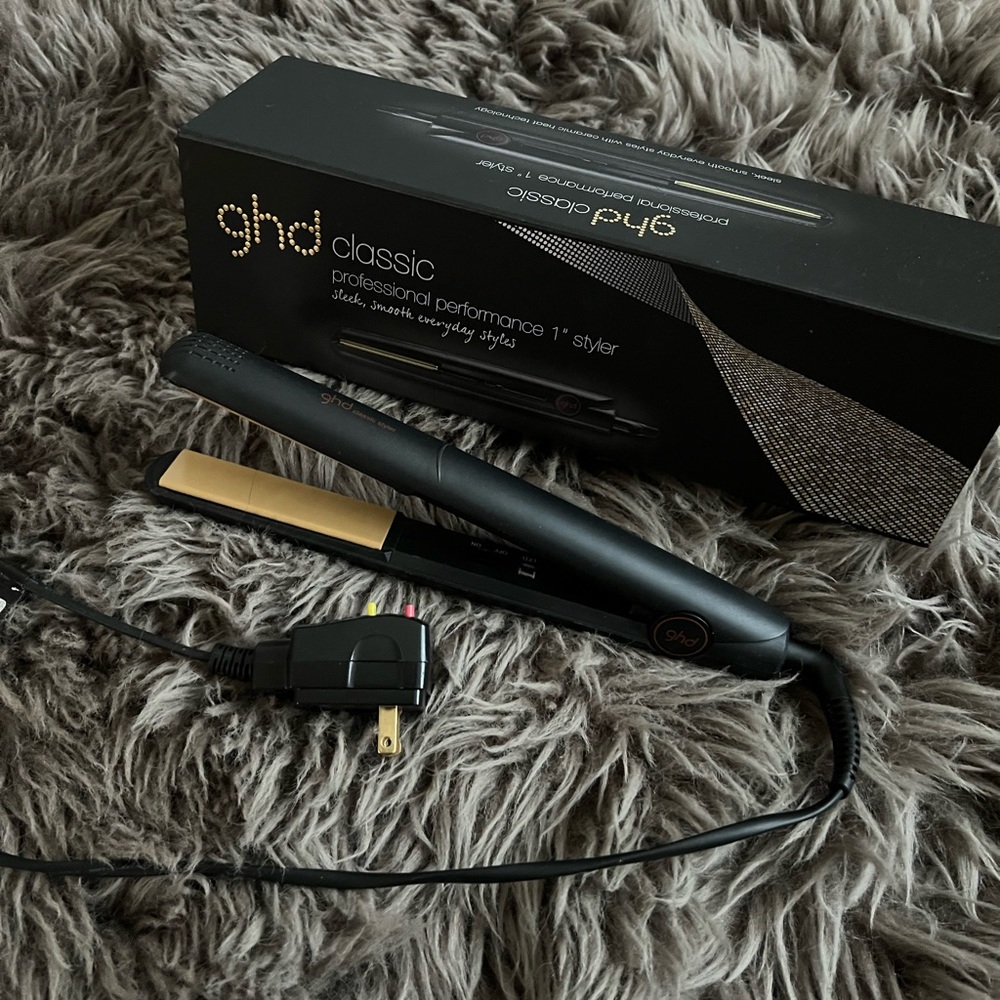 GHD classic Flat iron.